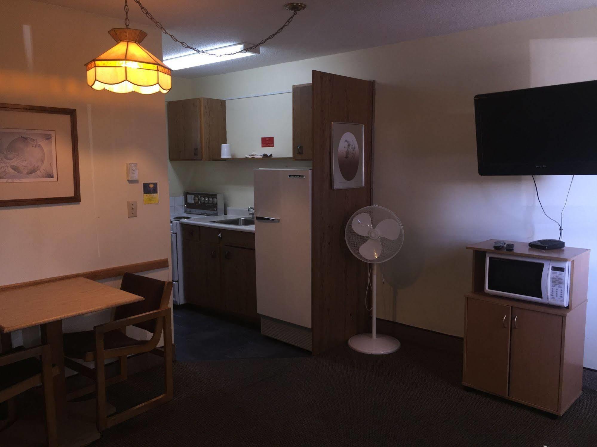Tyee Village Motel Port Alberni Exteriér fotografie